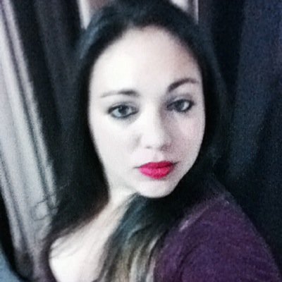 _Quando vc quiser desistir e o seu coração estiver prestes a partir... Lembre-se que vc é perfeito... Deus não comete erros..._