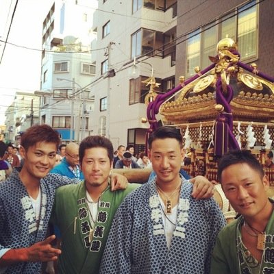 Ckr 地方から上京してきて親からの仕送りをあたかもてめえが稼いだ銭かのように使って自分は金持ちだと勘違いしていきがるボンボン の大学生のクソガキ共見てるとぶちのめしたくなるわ