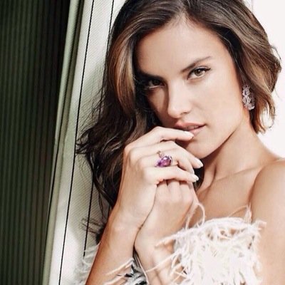 [RP OC 18+] | Fallen hybrid angel; Alicia | Searching for my family. Father was a Mutant, Mother an angel | #SPNFamily & #XMen |