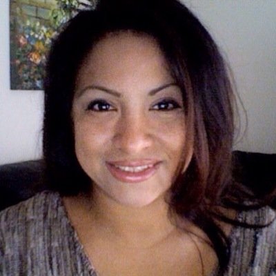 moniquearreola's profile picture. 