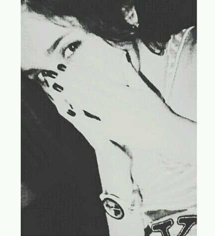 Crystal lights 
✌never grow up cause Immatures better✌
                        ////  0/4  ////