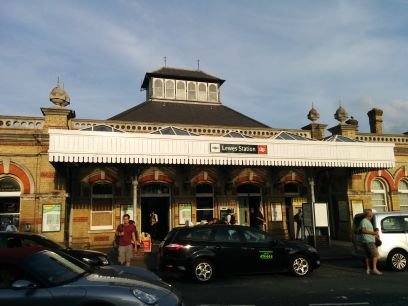 LewesStation's profile picture. A railway station in Lewes, Sussex.
