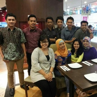 KARENA AKU AKAN MENAKLUKAN DUNIA