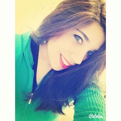Hi my name is Nicole I am from Chile/Santiago I have 17 years. I'm Directioner 3