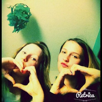 HEY Love NIALL AND 1D ;)
so now about me: my name is how pepeol call me. My e-mail adress is for texting, my phone number is saved in my phone. THATS ME!