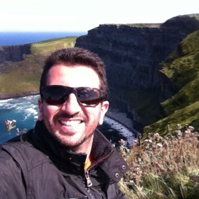 Sou filho da cultura Nordestina, moro na “Veneza Brasileira”, sou vizinhos de Chico, Lenine e Alceu, amo minha família e meu Sport Recife!