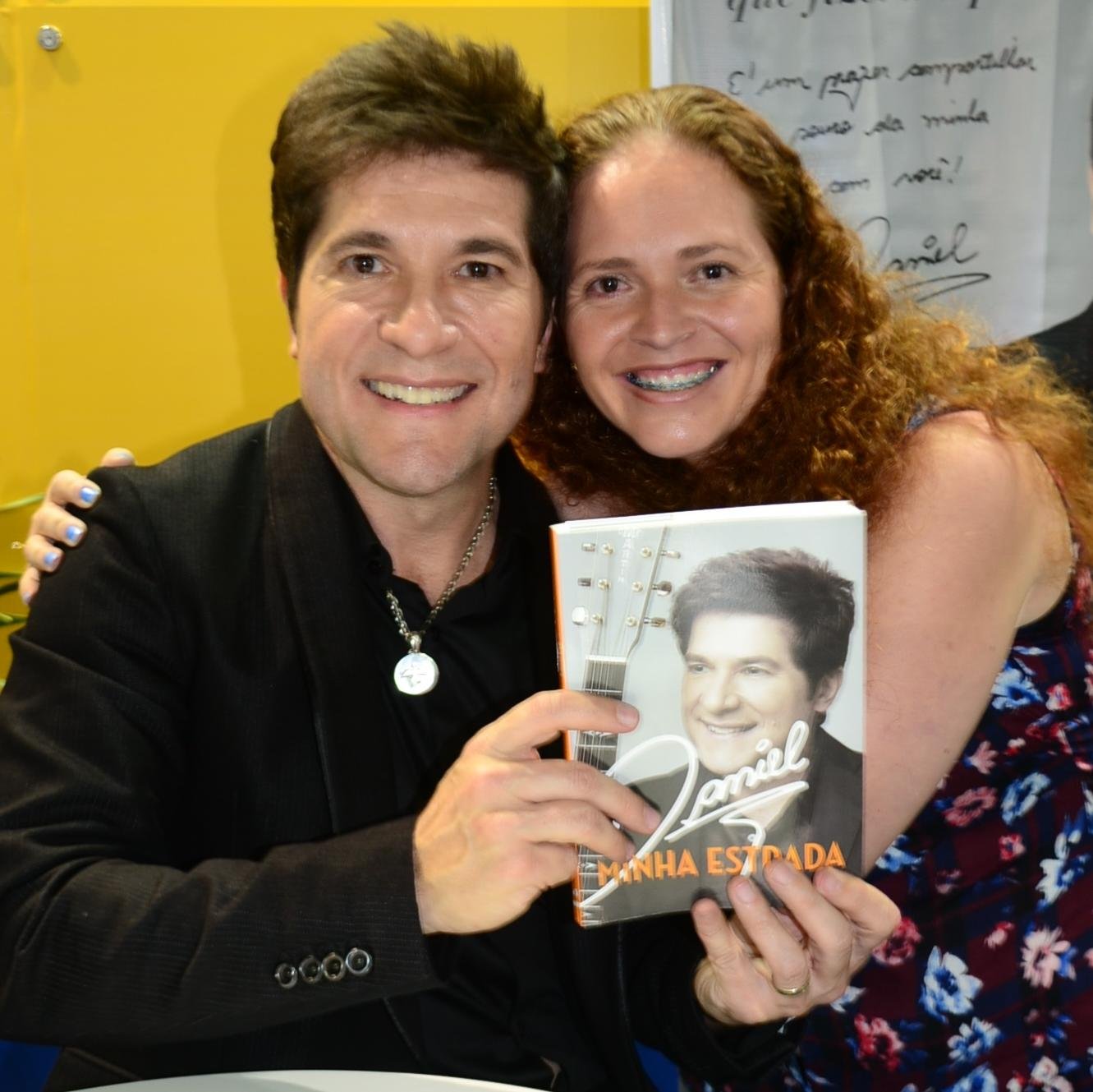 Fã do @cantordaniel
#FCCasadasComDaniel