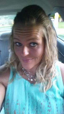 amandajo2480's profile picture. 