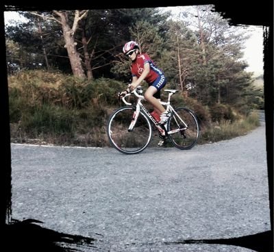 Aficionado  al ciclismo  corredor del arana'ko team