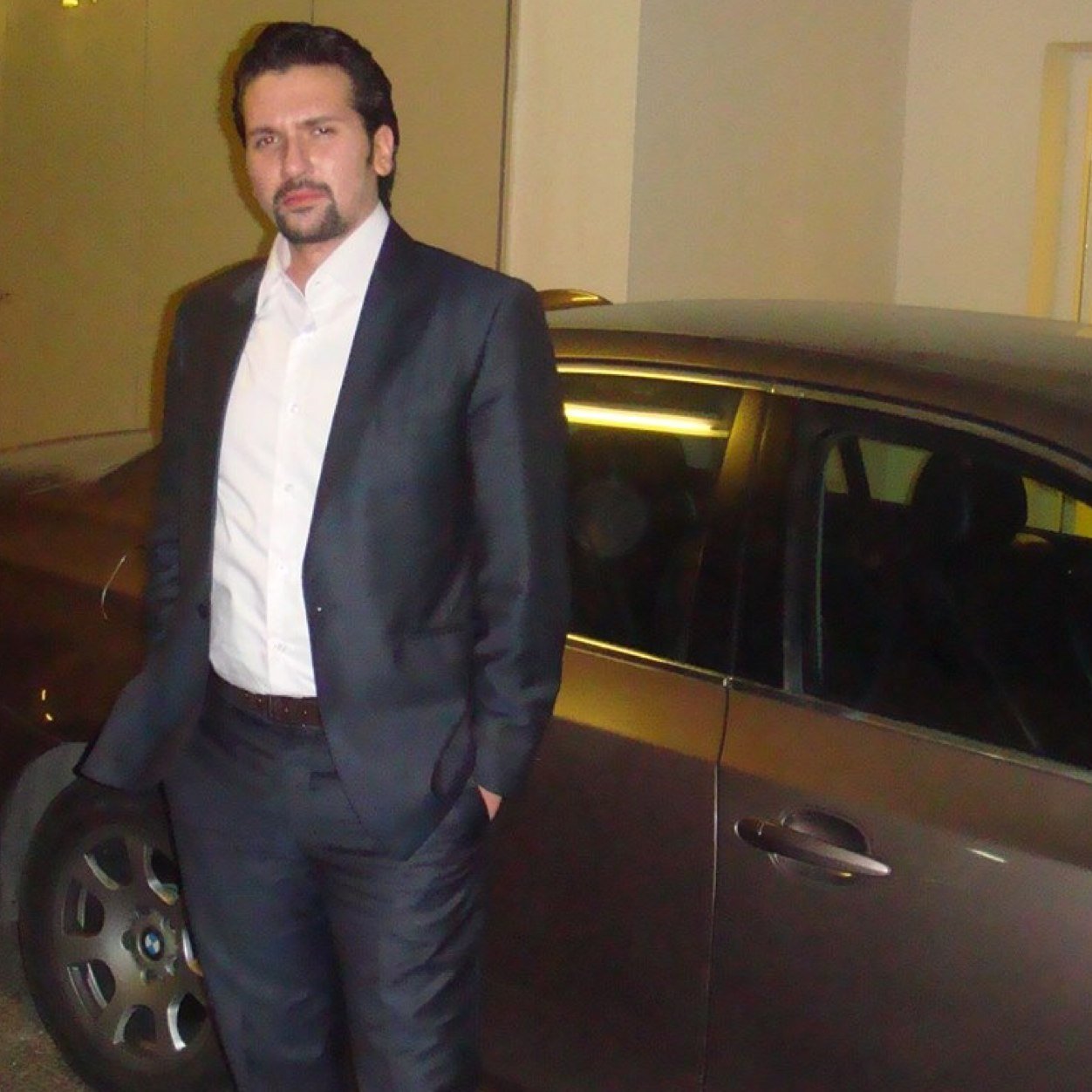 BUSINESS MAN