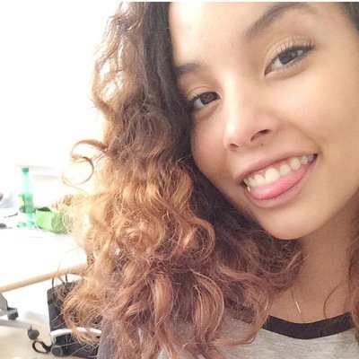 follow my personal twitter @hiitsvanesa