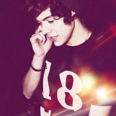 follow @stylesneverlxnd for a follow back :)