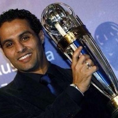 هناك أشخاص حتى عندما يكون مزاجهم سيء يحادثونك بأدب هؤلـاء : من يستحقون الإحترام ♥