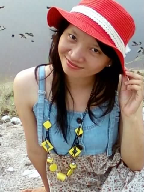 evawulani's profile picture. 