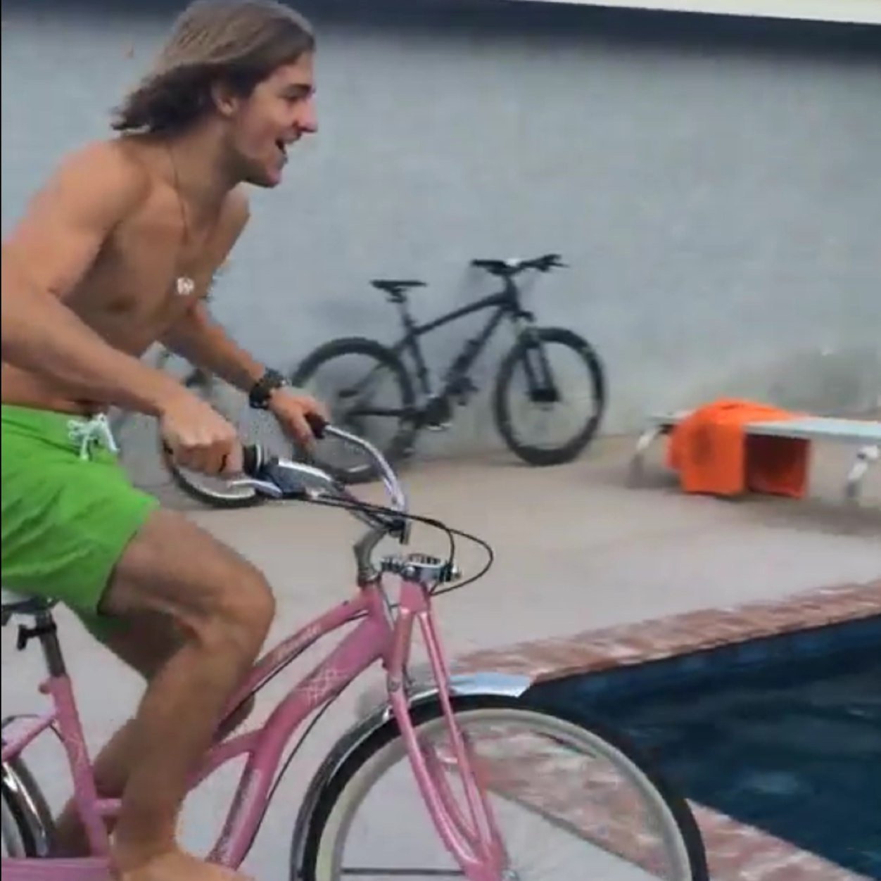 Im Rydels bike... I like riding around town but i just dont like it when Rocky rides me into the pool and tries to drown me
