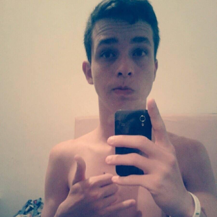 Eu, você, dois filhos e um cachorro  ♡ ♡