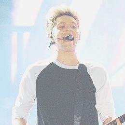 @NiallOfficial: Sick! @MileyCyrus was incredible tonight , what a voice 
 ♥17/05/2013, 06/06/2014♥