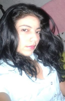 Emareyes4R's profile picture. 