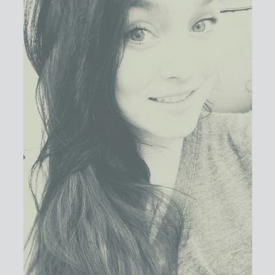 Quinty ~ 15 jaar ~ de vergarde ~ bijnaam quin ~ little girl ~ going where ever the road may take me ✌️~