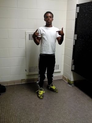 sheedside love no thot trust no opp fuck wreck ratty an slik u heard , and shout out my main bro nasir charles he will light u up fuck the other side