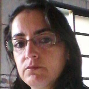 Familia o alicerce para uma vida plena e feliz...sobre mim...sou muito sentimental...Boba eu ??? TALVES