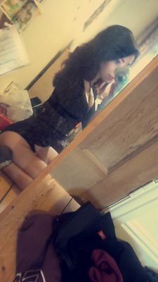 EmotionalPhreek's profile picture. usually high and oblivious to the world.