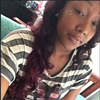 _divinepoetry's profile picture. Living life ✌️