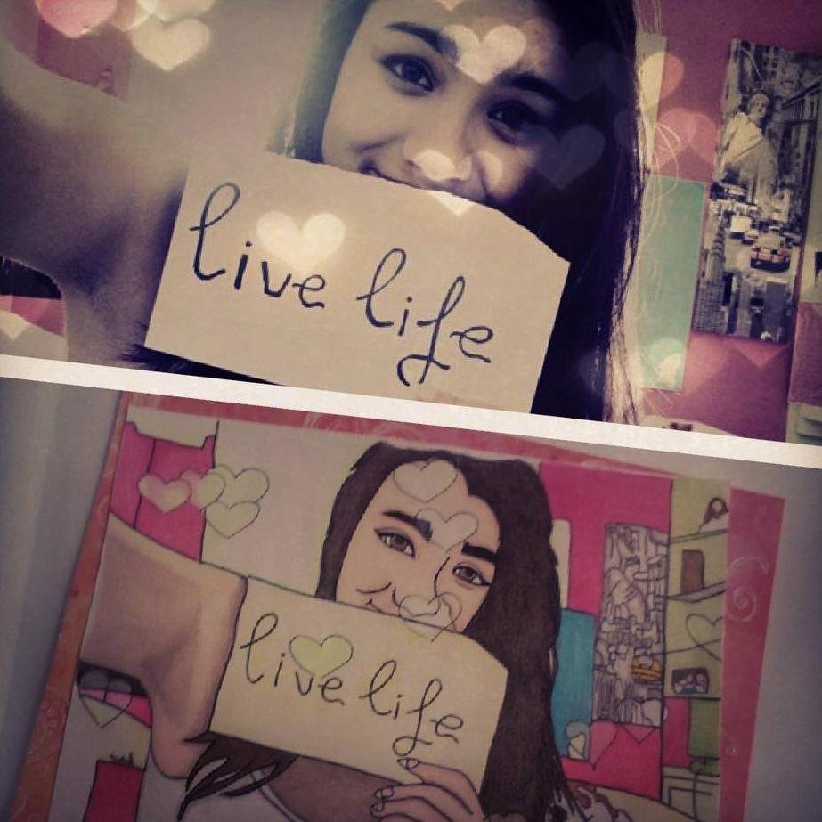 19. Estudiante de Turismo. Amante de la música, de los dibujos pero sobre todo, de hacer sonreír. Nickelback. Sé tu mismo, y que le den al resto.