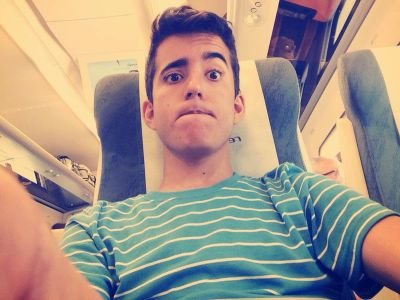 Llename la copa, hoy brindaré por mi que ya me toca