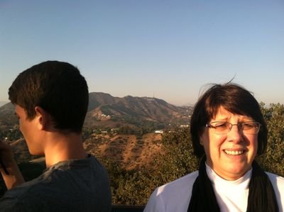 I am a mother to three great kids and Nana to 5 super grandchildren and love to follow the Giants.