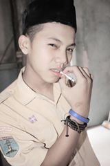 Ecy kristiany ({}) :*