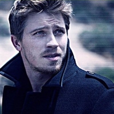 I arrived in present day with an acorn just in reach, took a bite and turned into this. Where am I and what do I do? {Fandom flexible} {18+} {IceAge}