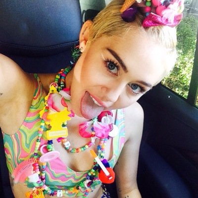 My Queen is Miley Cyrus. LOVE YOU ❤ ❤ Miley Ray Cyrus is all of me. / Im jpn SMILER , Directioner / 16 year old / since. 03.20 ~