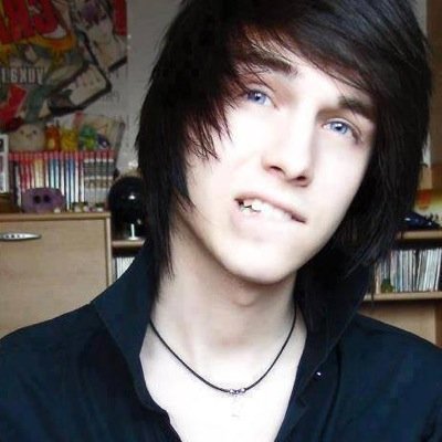 Hello, i'm Bruce Banners adopted brother, Matt. I'm 18 almost 19 and I am a very loving person. Height: 6' (RP; #Multiverse)