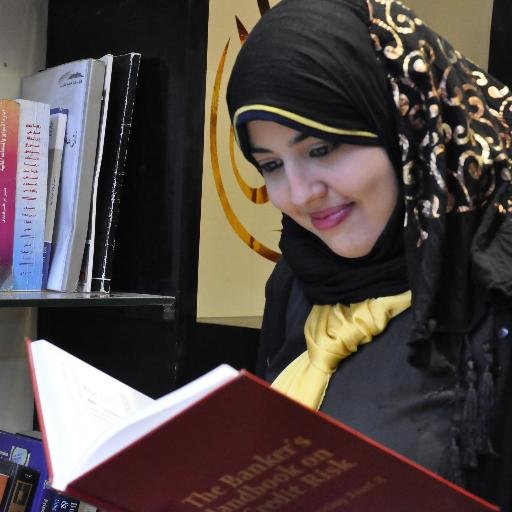 hagarbarakat's profile picture. هنا ترقد امرأة عشقت ورقةً وماتت غرقاً داخل محبرة