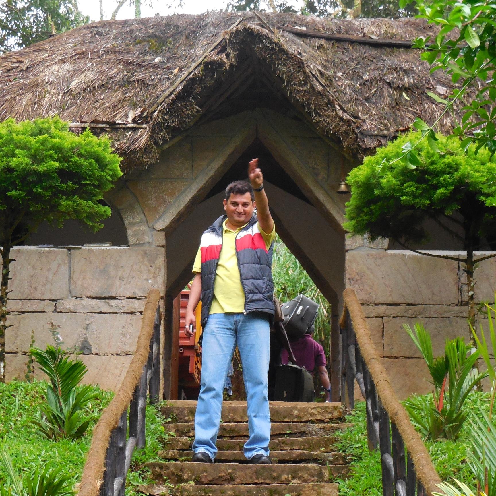Hiii.....Enjoy every moment of life......Simply the best........ Have a nice time!!!!!!