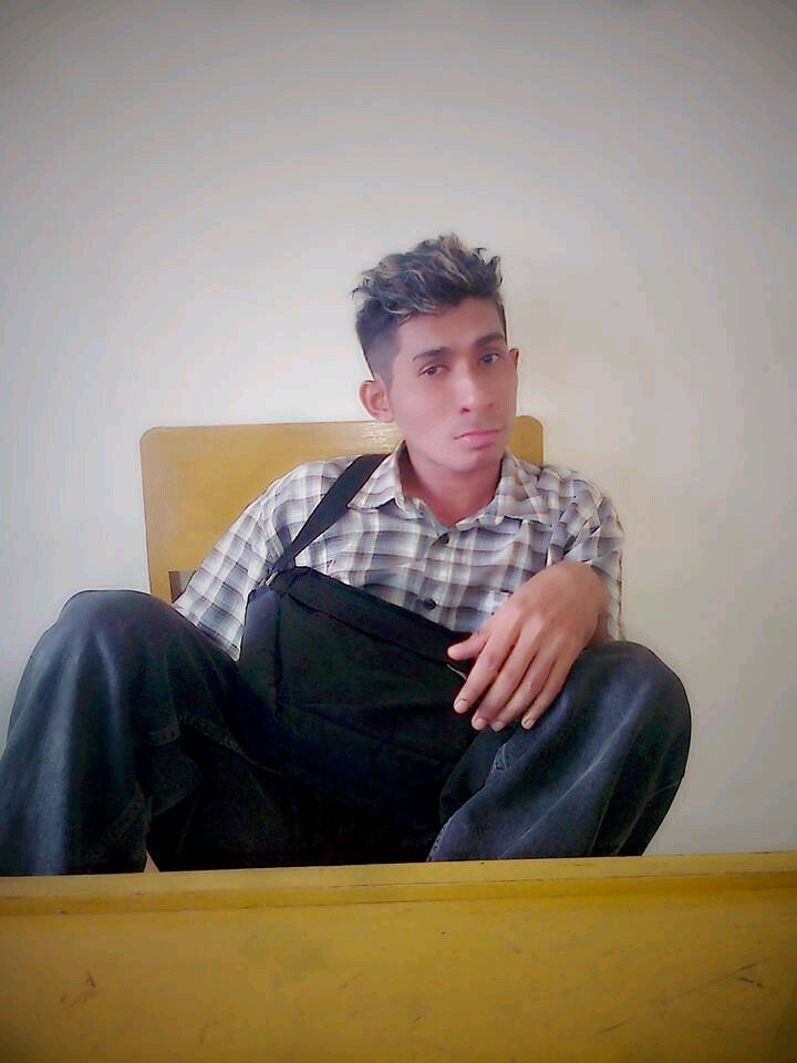 WillyWilyan's profile picture. badara