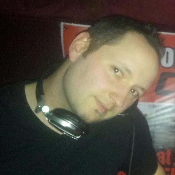 funkyhouselover's profile picture. 