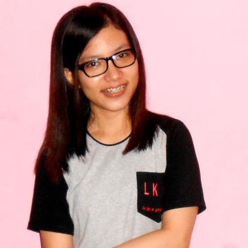 sukses itu KURANGAJAR, tapi lebih kurangajar lagi kalo gue gak sukses