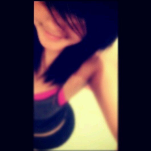sweet/love depressing music_chocoholic _harder worker _IG:ashie _bumz.  :-)