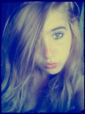 AzucensHe's profile picture. la vida teda muchos golpes