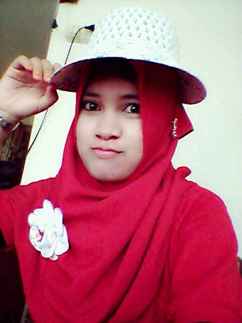 Jangn pernah berhenti bermimpi...karena tak ada yang mustahil_ _ slama mau berjuang untuk meraihnya ^_^
