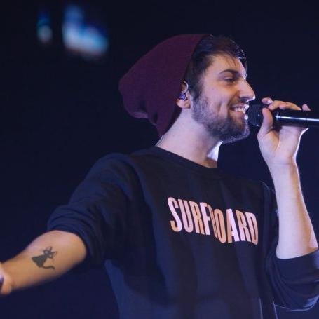 I_heart_PTX's profile picture. Hi, most of you like me as @ScottRPG1 Well guess what? Hai, it me.