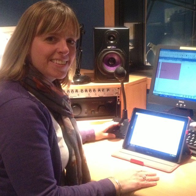 Audio producer. Media Trainer. Documentary maker for BBC Radio. Part time lecturer at Uni of Glos.