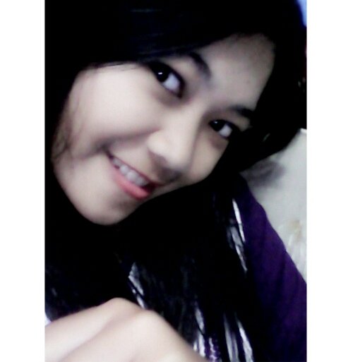 PutriAlifia_'s profile picture. 16