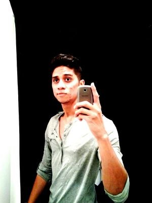 I'm just a regular Guy And I love to having Fun w/ my friends I'm 21 now and I love God #GodIsMyEverything.