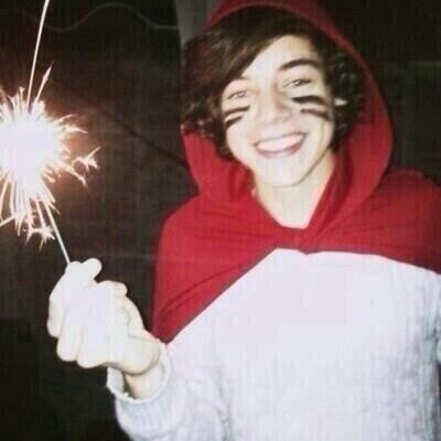 follow @stylesneverlxnd for a follow back :)
