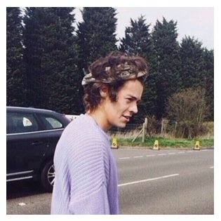 hi beautiful please follow @narryswhisper, i'm trying to reach my goal and i'll fback there