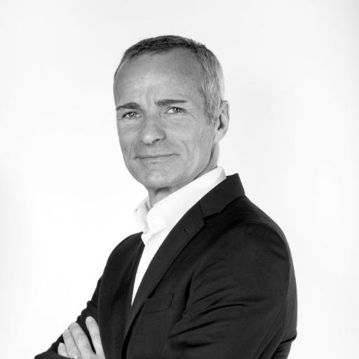 formateur et coach 
management, technique de ventes et relation clients de la banque et de l'assurance