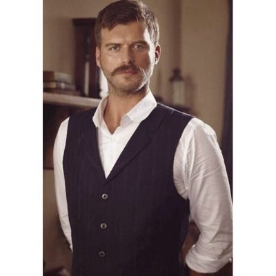 Kıvanç Tatlıtuğ hakkında herşey... Everything about Kıvanç Tatlıtuğ...